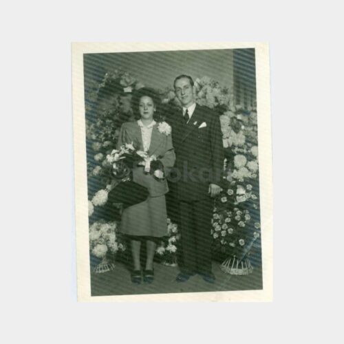 1946 Nişanlı Çift Görünüş Fotoğraf