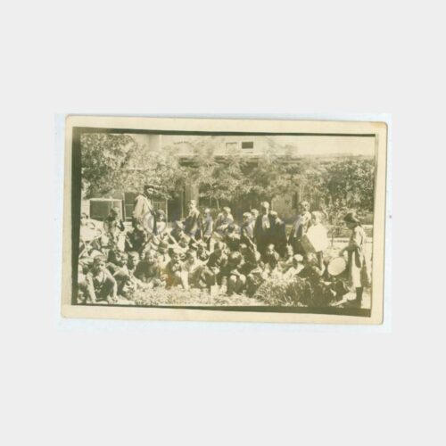 1930 Okullu Grup Tabiat Dersinde Fotoğraf
