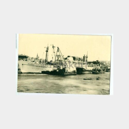 1970 Akdeniz Vapuru - Karaköy Rıhtımında Fotoğraf