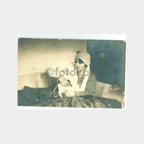 1928 Anne ve Bebeği Görünüş Fotoğraf