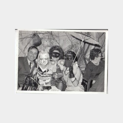 1966 İtalyan Karnavalı Grup Eğlence Kültürü Fotoğraf