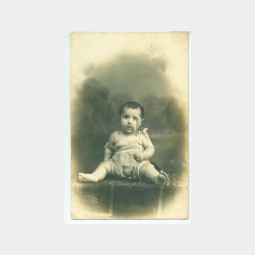 1920 Çocuk Bebek Konulu Stüdyo Fotoğraf