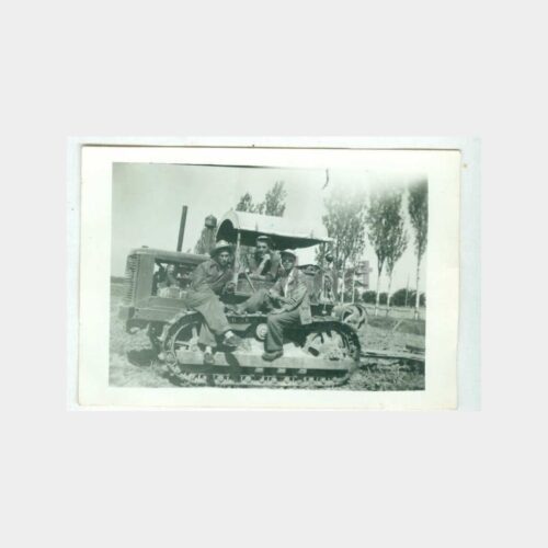 1940 Paletli Traktör Konulu Fotoğraf