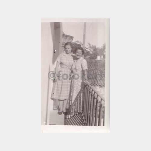 balkon-kadin