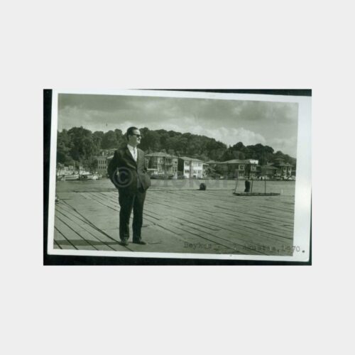 1970 Boğaziçi Beykoz İskelesinde Bay Görünüş Fotoğraf