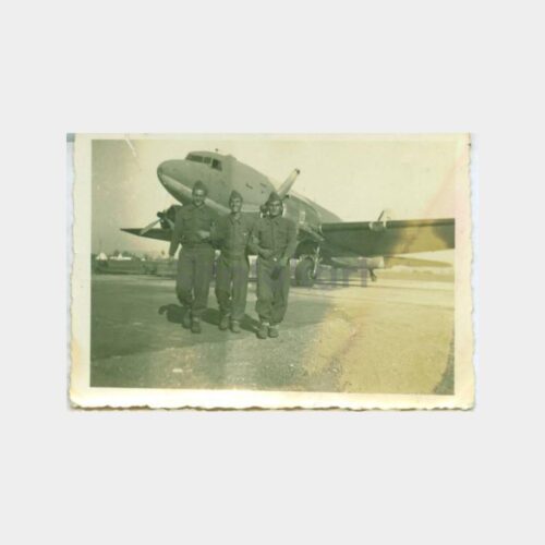 1952 Askeri Uçak ve Askerler Konulu Fotoğraf