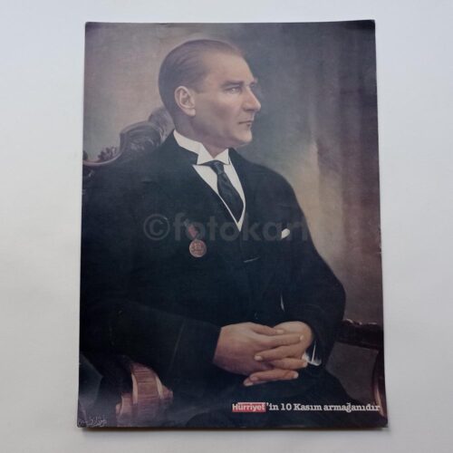 Atatürk Madalyalı Resim - Karton Poster