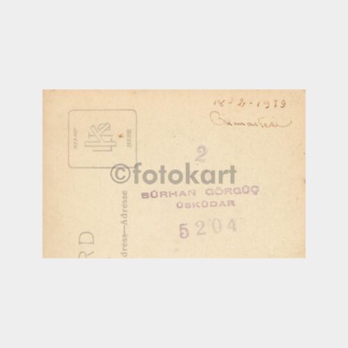 1939 Ayna Önünde Kadın Fotoğraf - Görsel 2