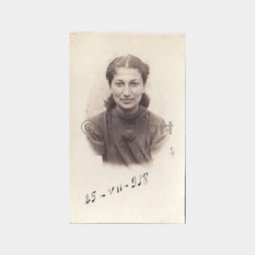 1939 Kadın 2 Adet Vesikalık Fotoğrafı