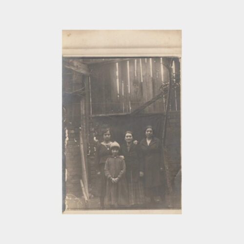 1929 Kadınlar Dış Mekan Konulu Fotoğraf