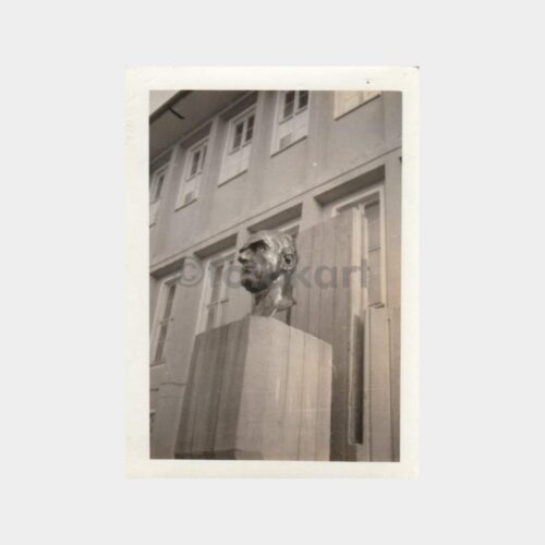 Atatürk Büstü Konulu Heykel 2 Adet Fotoğrafı - Görsel 2