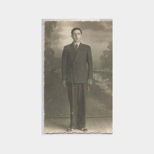 Konya Foto Behçet - Takım Elbiseli Beyefendi Stüdyo Fotoğraf