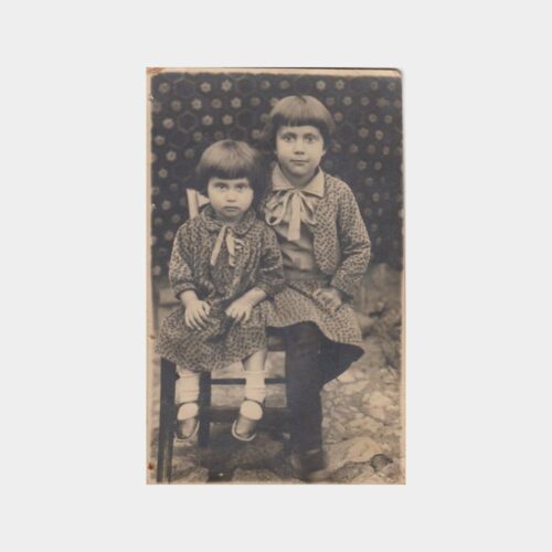1930 Kız Kardeşler Konulu Stüdyo Fotoğraf