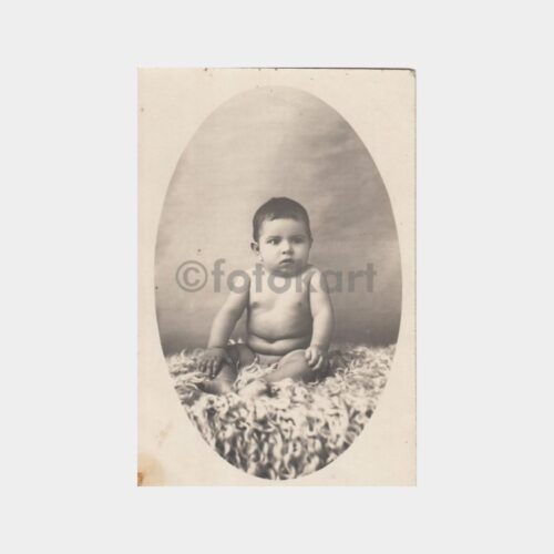 1931 Stüdyo Bebek Konulu Fotoğraf