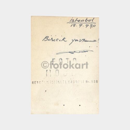 1950 Beyoğlu Foto Model Stüdyo Bay Konulu Fotoğraf - Görsel 2