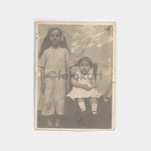 1920 İki Kız Kardeş Görünüş Fotoğraf