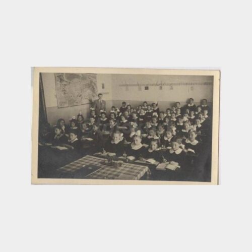İlkokul Sınıftan Toplu Görünüş Fotoğraf