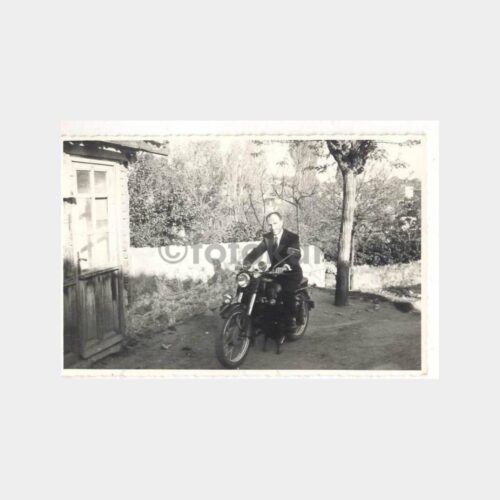 Motorsikletli Bay Fotoğraf