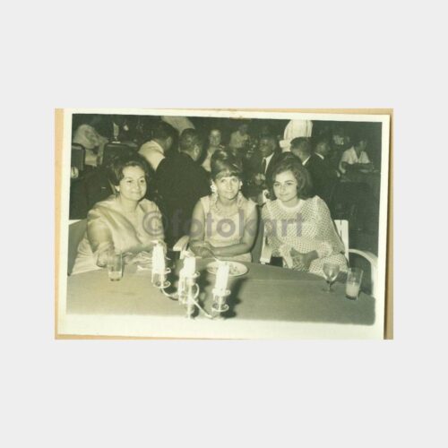 1968 Nilüfer Gürsoy 2 Adet Arşiv Fotoğraf