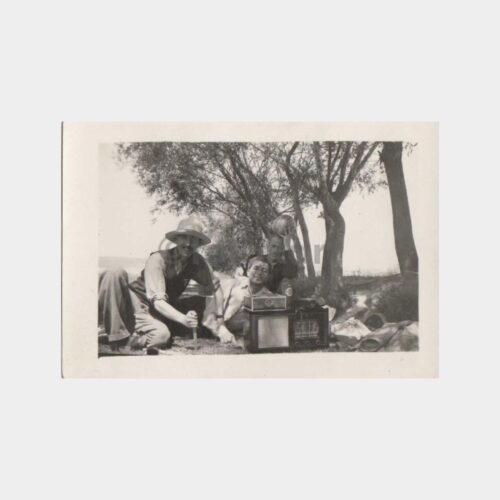 1945 Radyo Konulu Fotoğraf