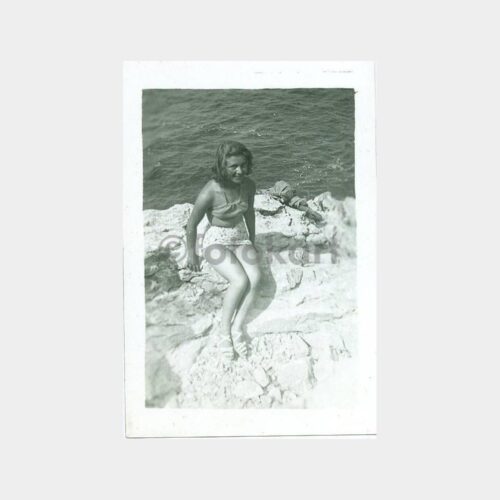 1960 Sahilde Genç Kız Görünüş Fotoğraf
