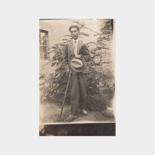 1929 Şapkalı Bastonlu Genç Konulu Fotoğraf