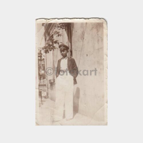 1940 Şapkalı Öğrenci Konulu Fotoğraf