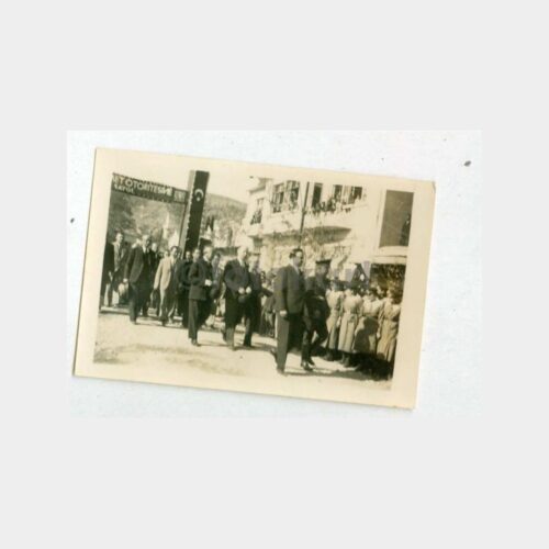 1940 Tören Geçişi Tak Konulu Fotoğraf