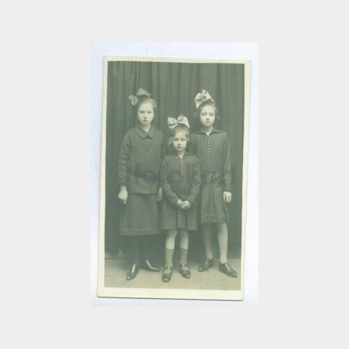 1928 Üç Kız Kardeş Görünüş Fotoğraf