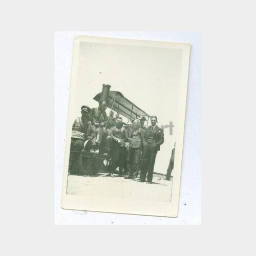 1930 Yol Silindiri Önünde Grup Fotoğraf