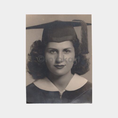 1948 Kolej Mezunu Genç Kız Öğrenci Fotoğraf