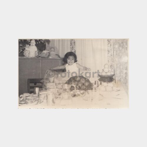 1962 Bebek Oyuncak Konulu Fotoğraf