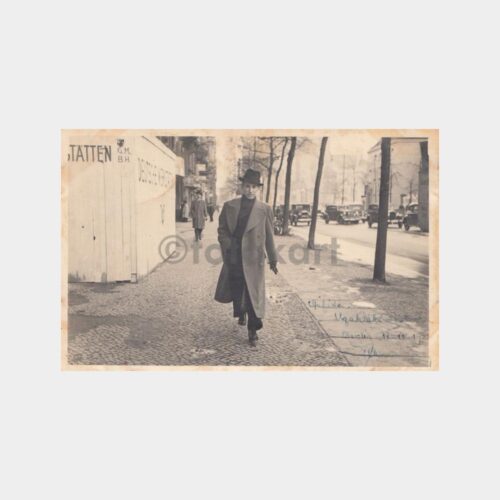 1933 Berlin Caddesinde Türk Konulu Fotoğraf