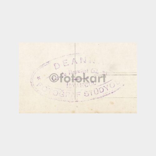 1940 Beyoğlu Foto Deanne Kız Öğrenci Konulu Fotoğrafı - Görsel 2