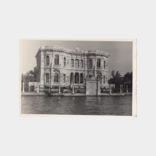 1953 Boğaziçi Küçüksu Kasrı Konulu Fotoğraf