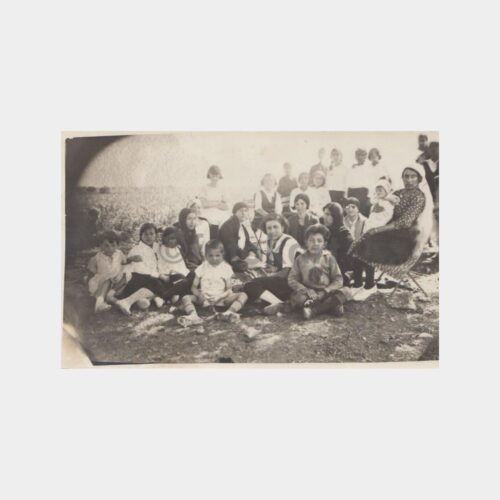 1930 Piknik Mesire Yeri Konulu Fotoğraf