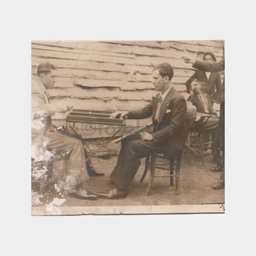 1935 Tavla Oyunu Gençler Konulu Fotoğraf