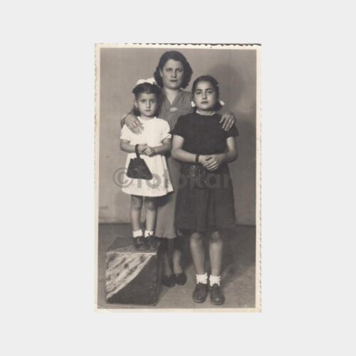 1947 Foto Teknik - Ana Kızları Konulu Fotoğraf