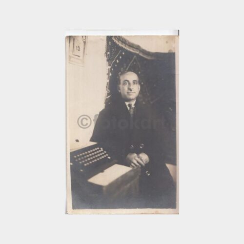 1929 Bay ve Daktilosu Konulu Fotoğraf