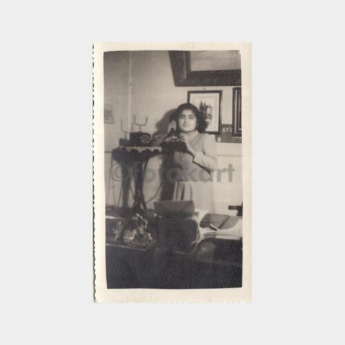 1952 Çocuk ve Telefon Ev Yaşamı Konulu Fotoğraf