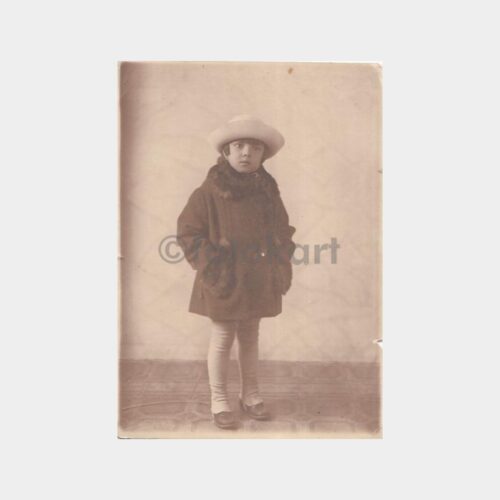 1931 Kız Çocuk Giyim Kültürü Konulu Fotoğraf