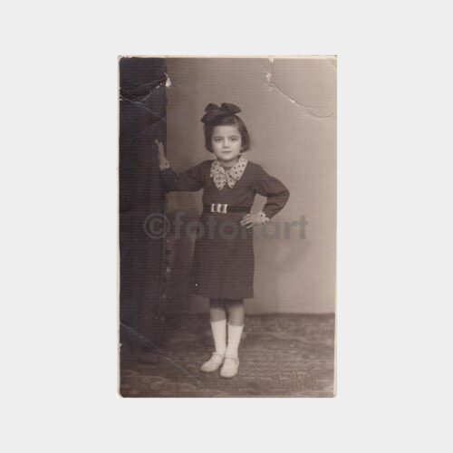 1937 Kız Çocuk Giyim Kültürü Konulu Fotoğraf