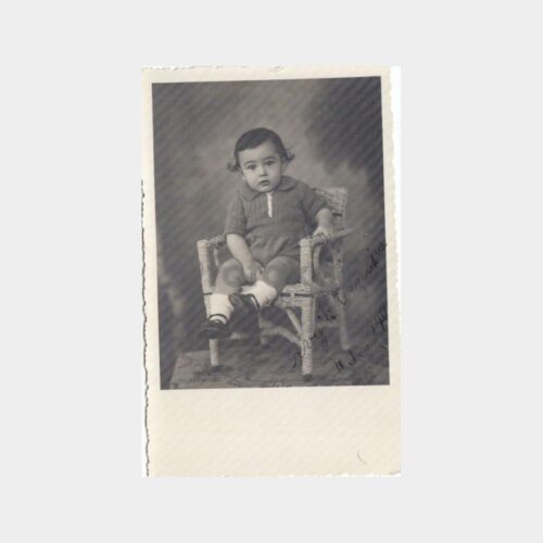 1940 Kız Çocuk Giyim Kültürü Konulu Fotoğraf