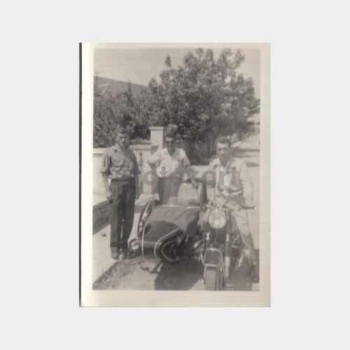 1960 Motorsikletli Genç Konulu Fotoğraf