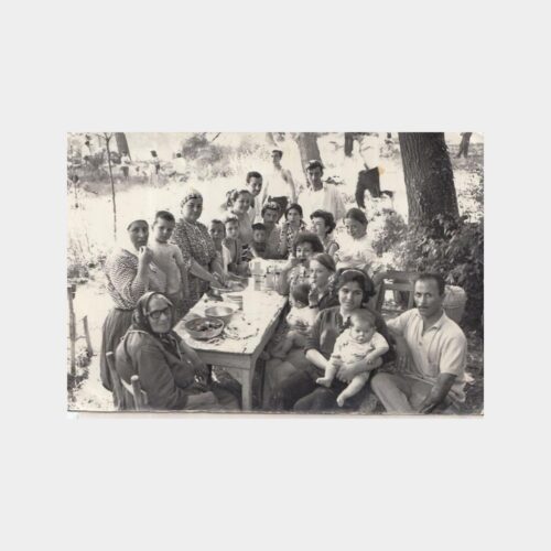 1969 Piknik Grubu Konulu Fotoğraf