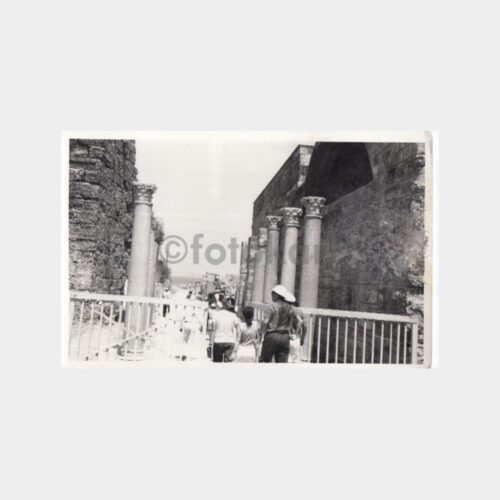 1968 Side Antik Şehir Girişi Konulu Fotoğraf