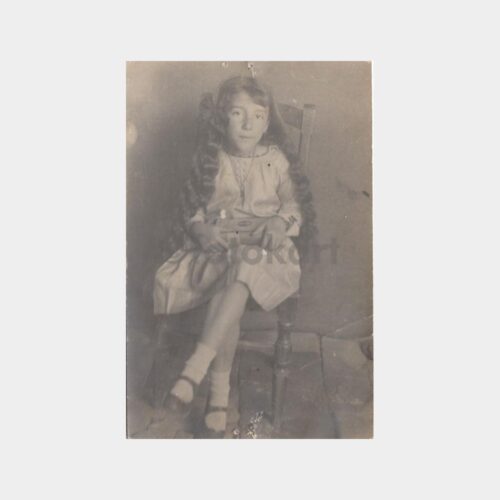 1930 Uzun Saçlı Kız Konulu Albüm Fotoğraf