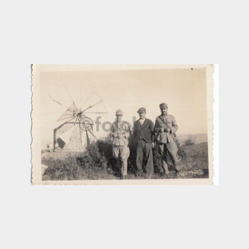 1940 Yeldeğirmeni Önü Askerler Konulu Fotoğraf