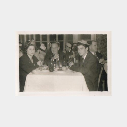 1940 Yılbaşı Yemek Kültürü Konulu 2 Adet Fotoğraf - Görsel 2
