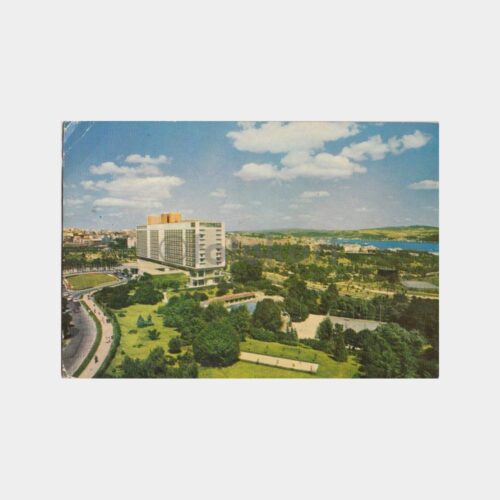 1975 İstanbul Hilton Oteli Görünüş Kartpostal